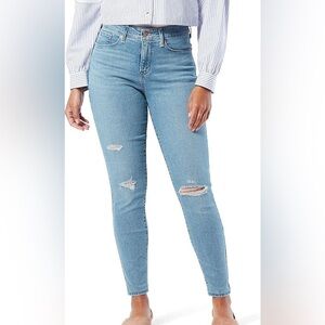 Women's Levi’s Signature Gold Skinny Jeans Size 26M W38 L30 New with Tags